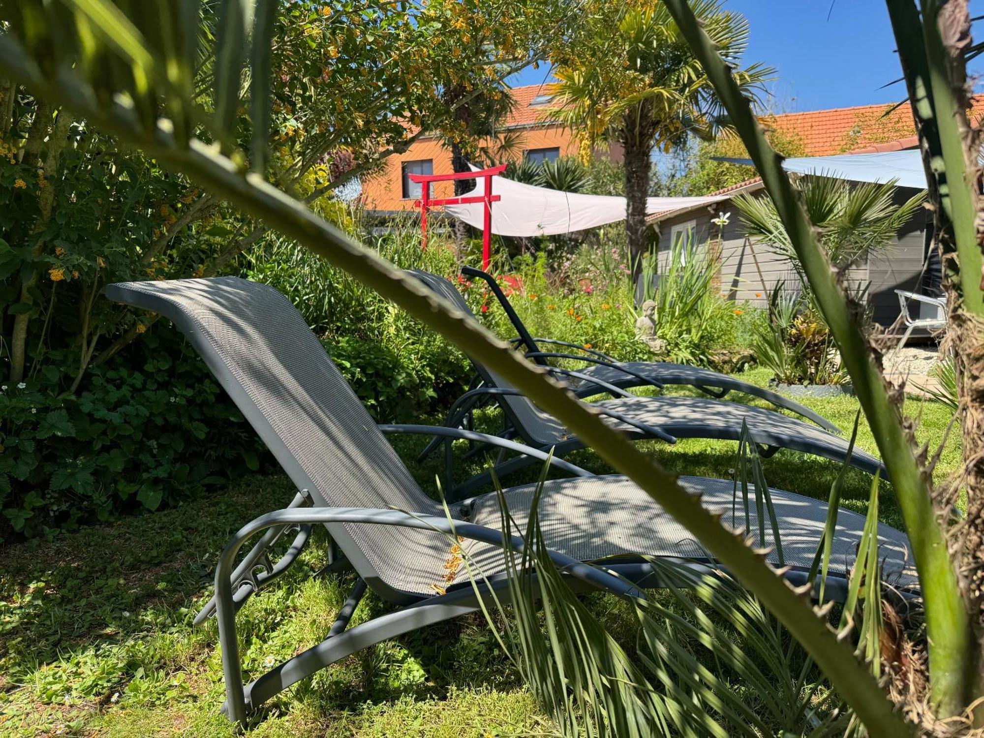 Domus26 Chambre Orientem Montaigu-Vendee Bagian luar foto